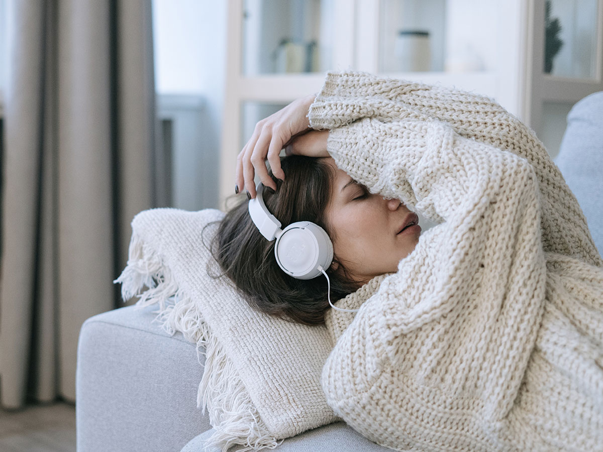 help insomniacs improve their sleep