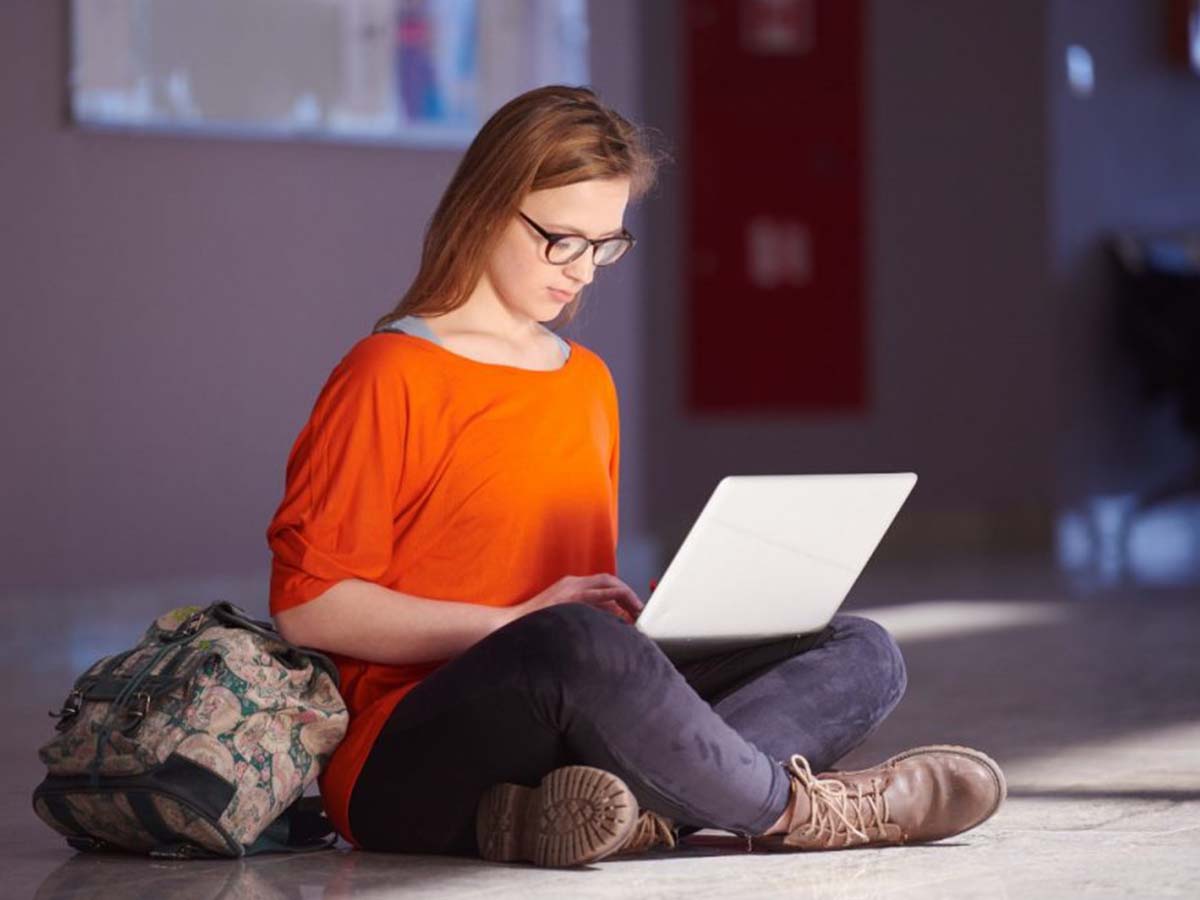 Student on laptop